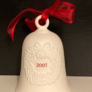 2007 Hallmark Porcelain Dated White Christmas Bell with Red Ribbon Ornament